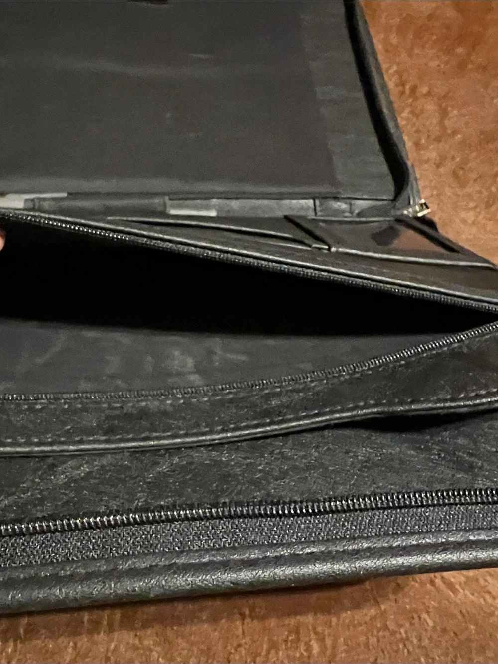 Boston Scientific Scimed Leeds Black Faux Leather Zip Around Organizer Portfolio